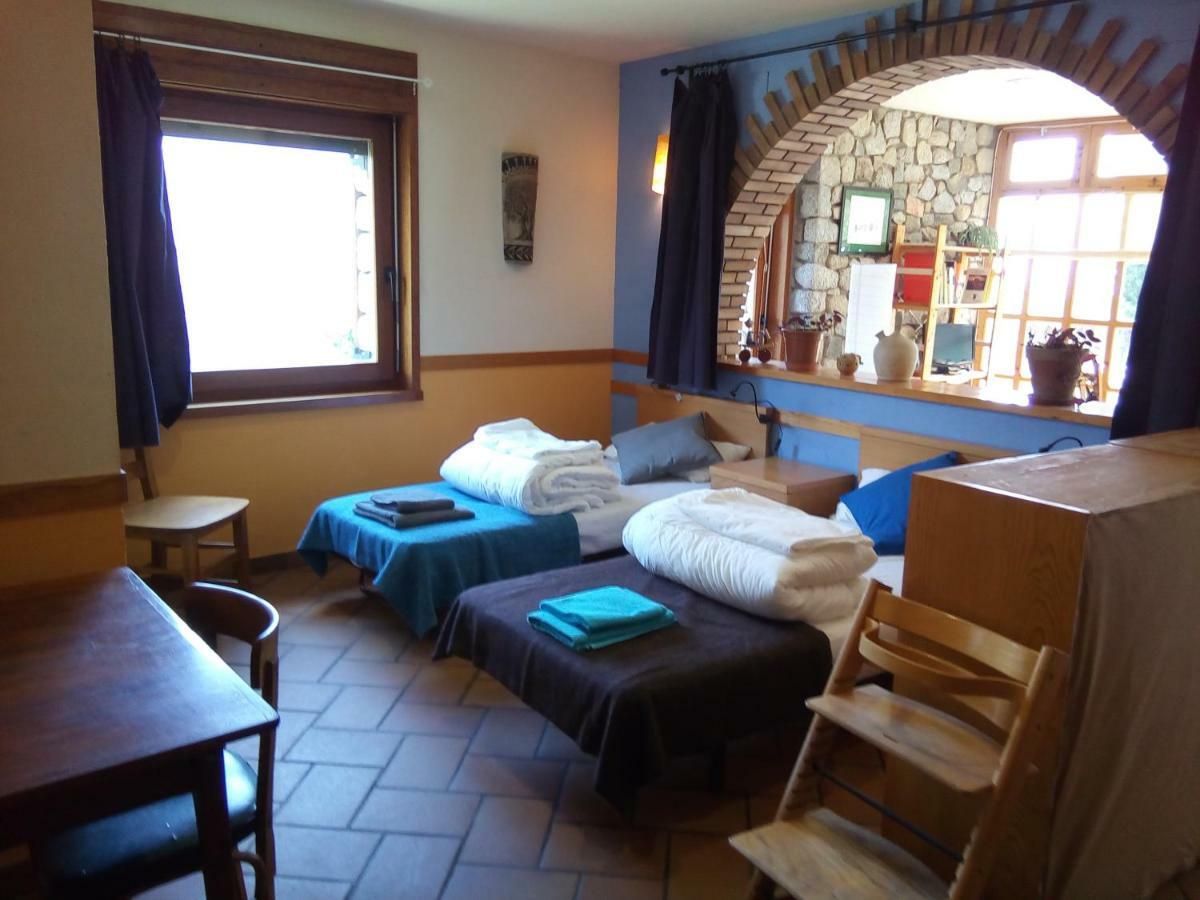 Cal Tia Pension Viliella Buitenkant foto