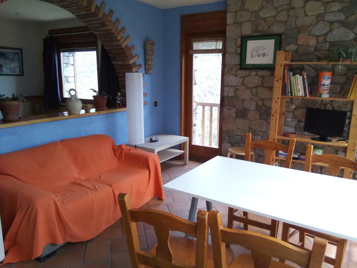Cal Tia Pension Viliella Buitenkant foto