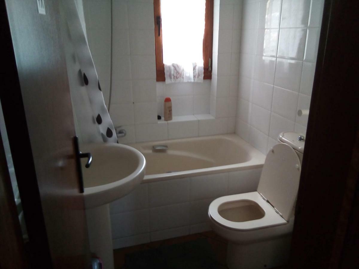 Cal Tia Pension Viliella Buitenkant foto